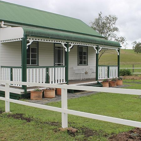 The Dollhouse Cottage Horseshoe Creek Bagian luar foto